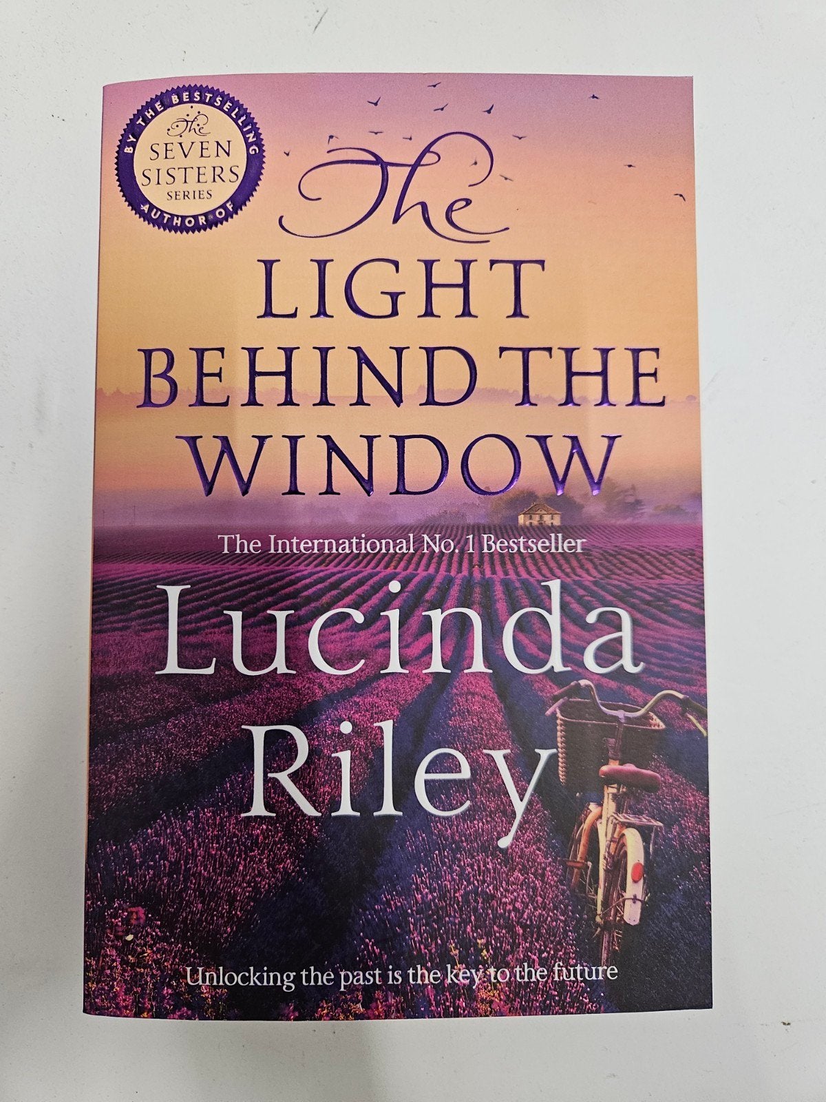 the Light behind the window, Ophalen of Verzenden
