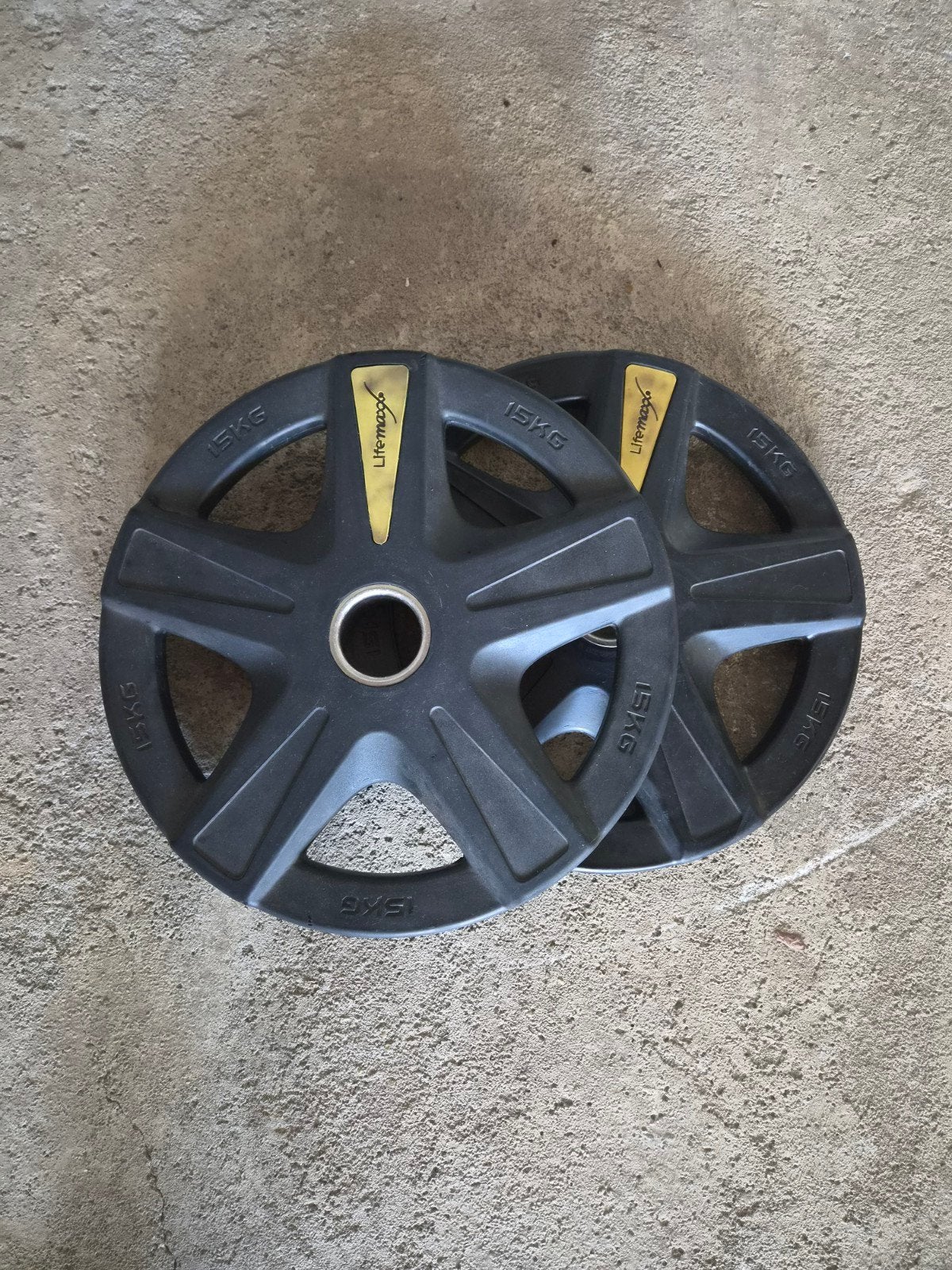 2x Lifemaxx Halterschijf 15kg, Ophalen of Verzenden, Gebruikt, Benen, Halterschijven