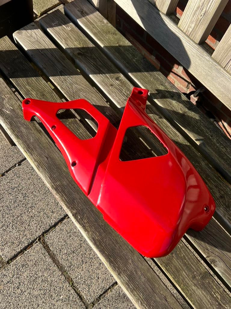 Gilera DNA kap, rechter zeikap. Rood, Fietsen en Brommers, Ophalen of Verzenden, Kap