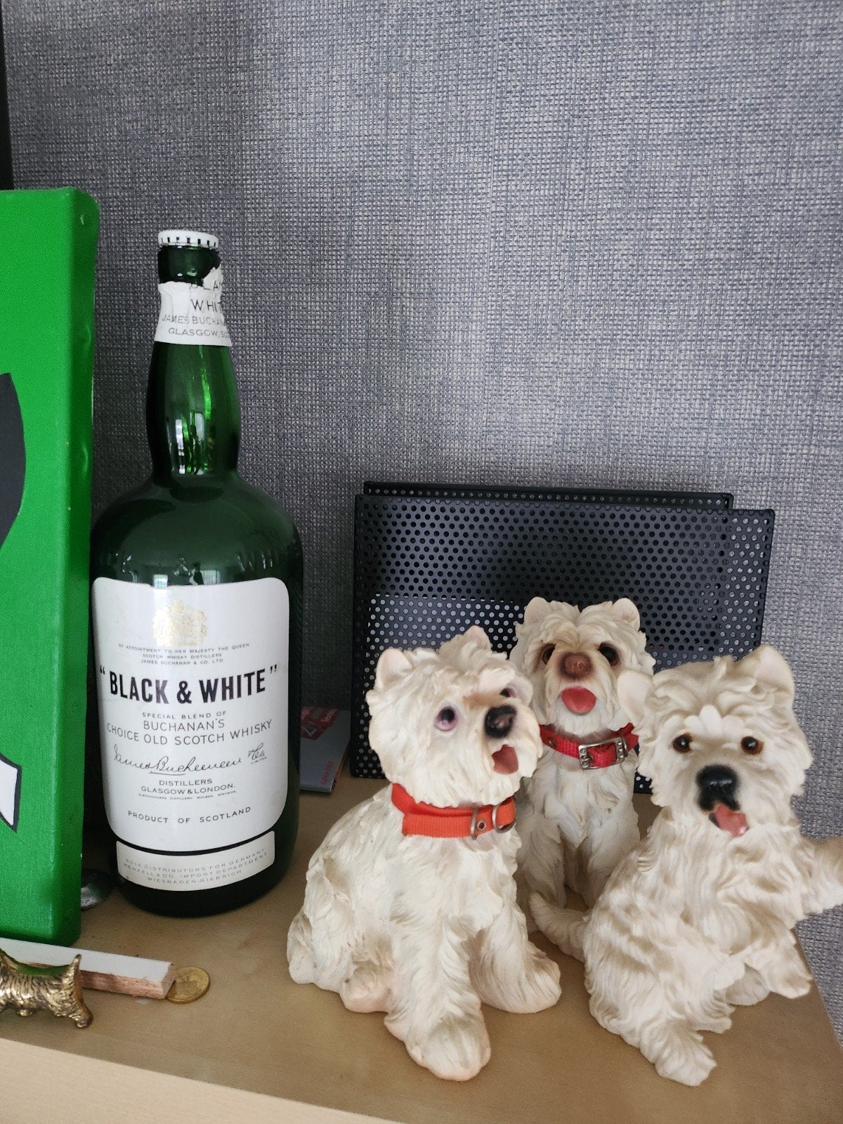 Black & White Scotch Whisky fles met Westie beeldjes, Ophalen of Verzenden, Gebruikt