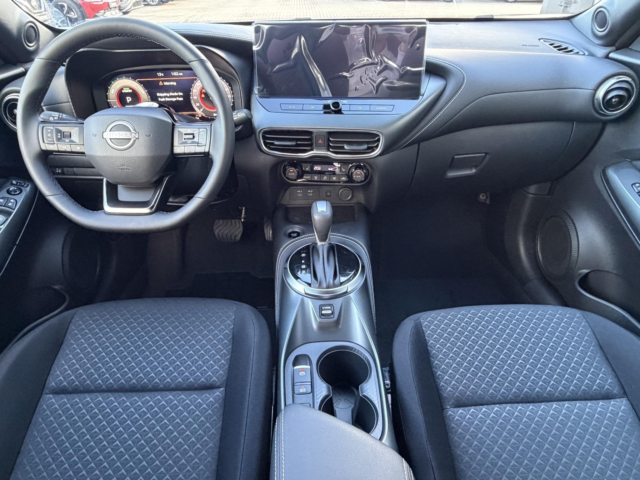 Nissan Juke 1.6 Hybrid 143 N-Connecta | Van: € 37.557,- nu, Auto's, 94 pk, 4 cilinders, Met garantie (alle), Zwart