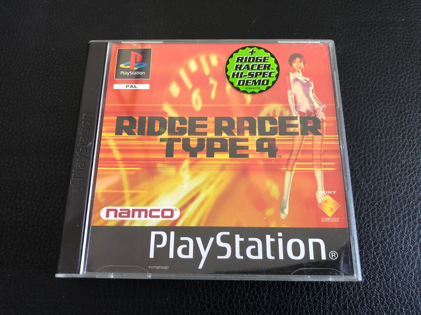 PS1, Ridge Racer Type 4, Racen en Vliegen, 2 spelers, Ophalen of Verzenden, Zo goed als nieuw