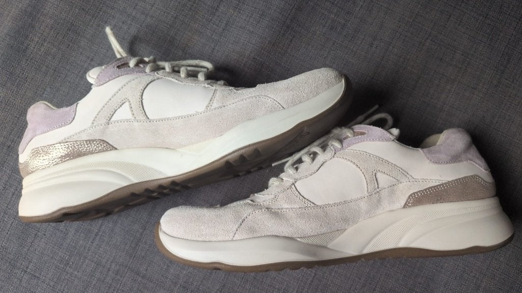 Sneakers Durea maat 6, Kleding | Dames, Schoenen, Durea, Beige, Ophalen of Verzenden, Sneakers of Gympen