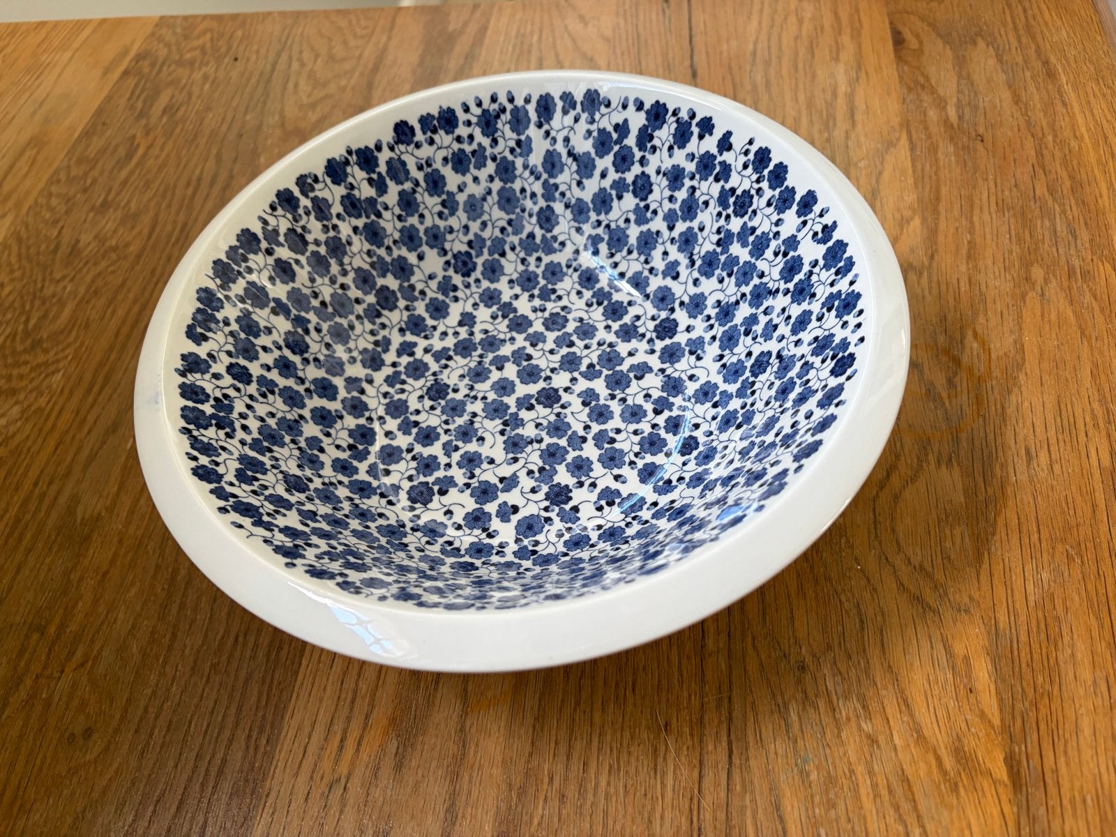 Wedgwood Tunstall "Camille" schaal - Blauw bloemmotief, Ophalen