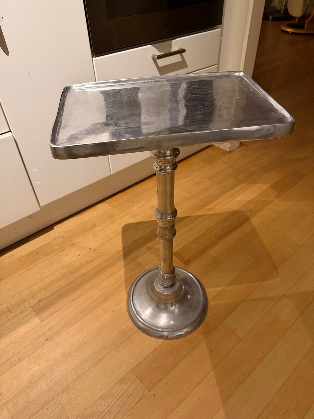 Riviera Maison bijzettafel, Huis en Inrichting, Tafels | Bijzettafels, Ophalen, Gebruikt, Metaal of Aluminium, 60 cm of meer