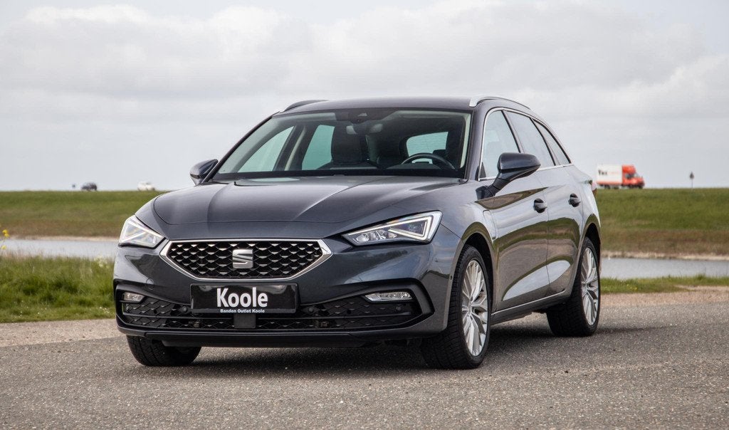 SEAT Leon Sportstourer 1.4 TSI eHybrid PHEV FR Business Inte, Auto's, Seat, Stof, Gebruikt, 4 cilinders, 150 pk