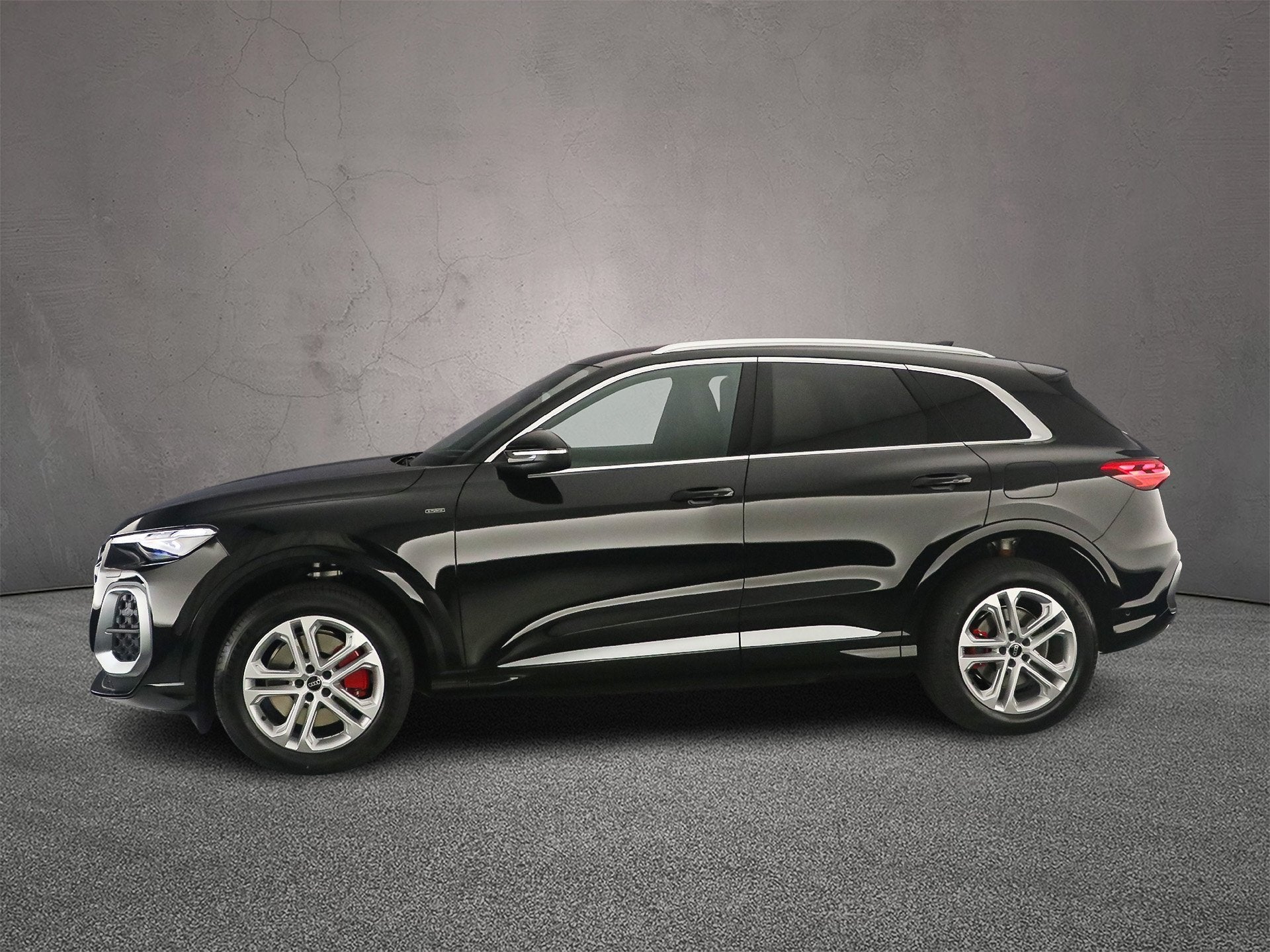 Audi Q5, Auto's, Automaat, Euro 6, 135 min, Zwart