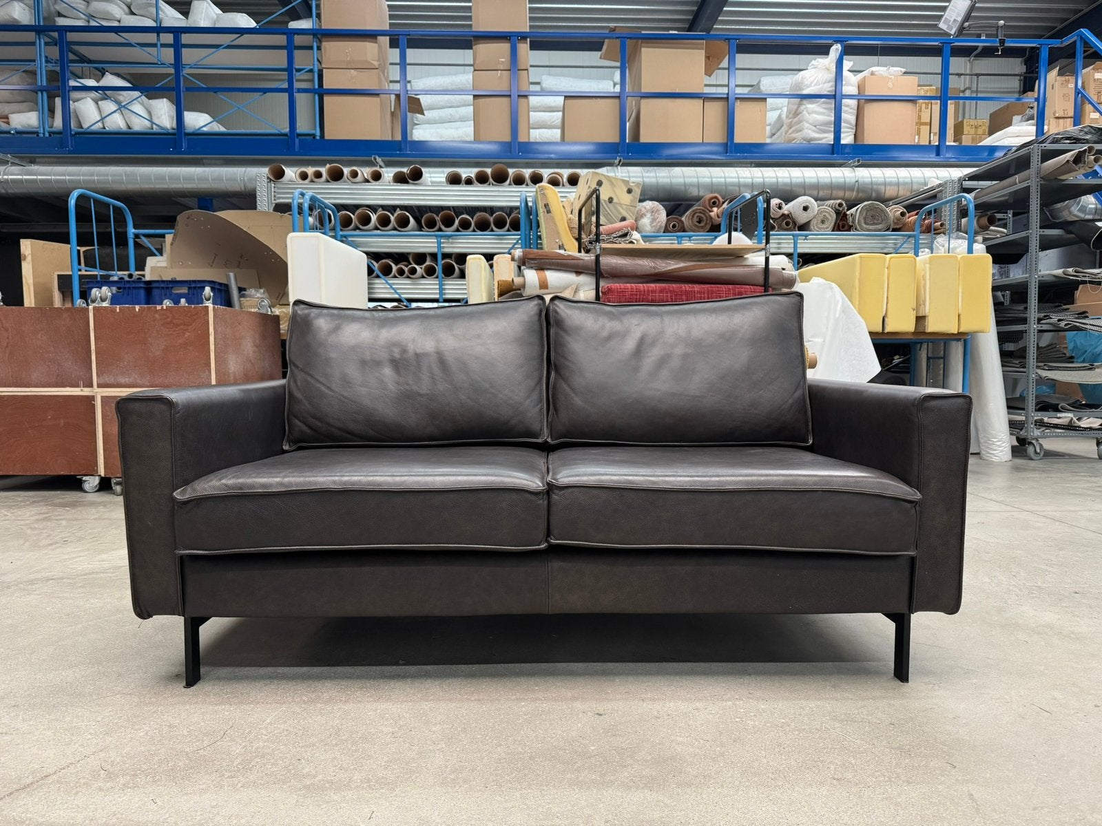 INNO living Tess 2,5 zitsbank Donkerbruin leer, Ophalen, Gebruikt, 150 tot 200 cm, Tweepersoons