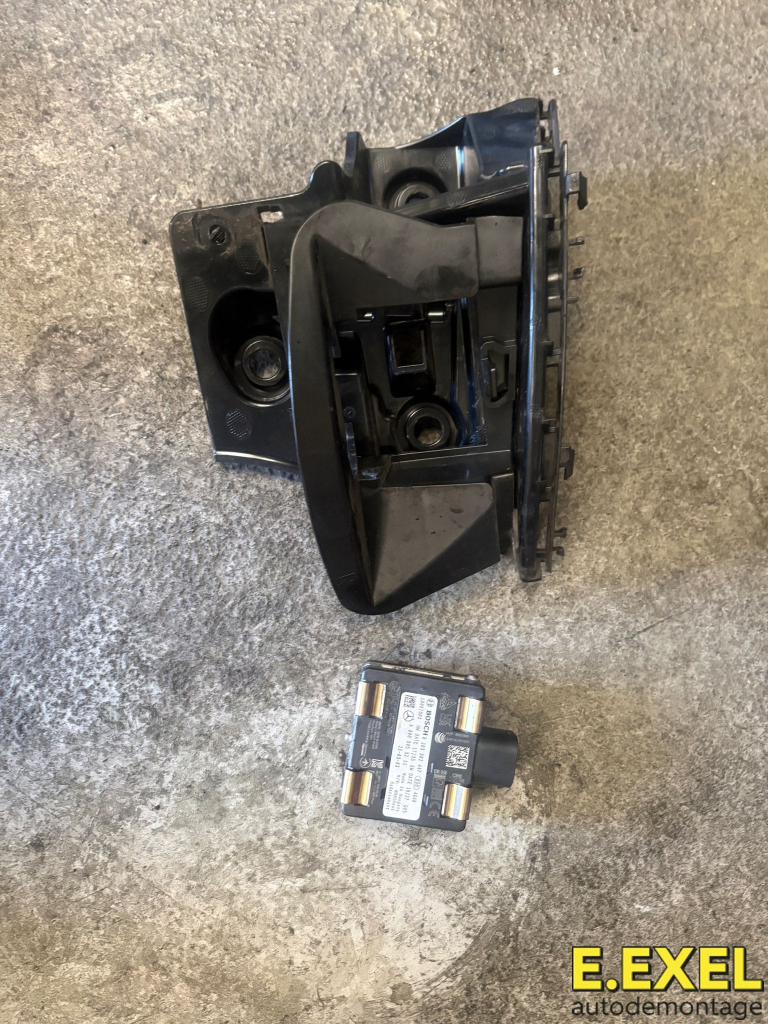 Radar sensor rechts Mercedes GLA H247 A0009055211, Gebruikt, -, Ophalen of Verzenden, -