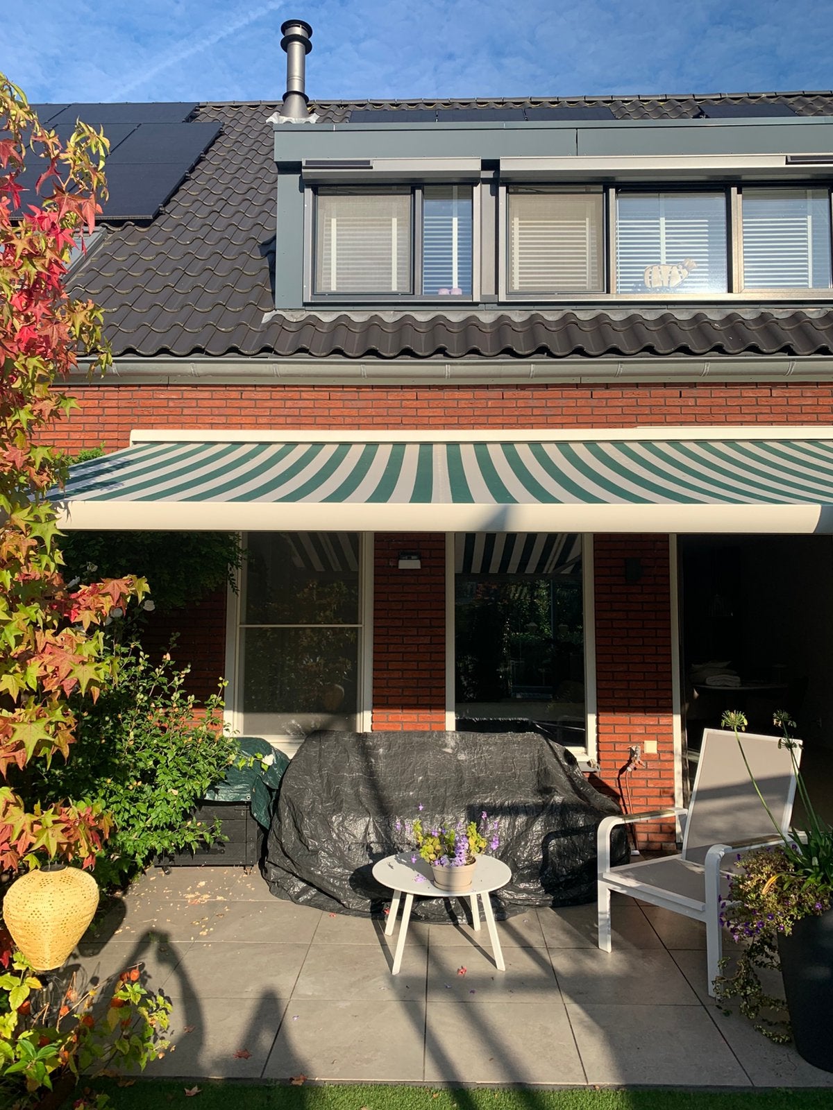 Zonnescherm - Groen/Wit gestreept - Elektrisch, Tuin en Terras, Ophalen, Gebruikt, 450 cm of meer, Elektrisch