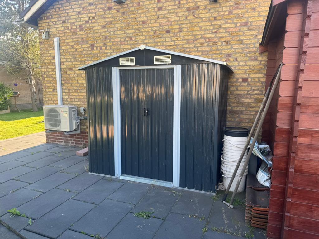 Metalen tuinhuis, Tuin en Terras, Tuinhuizen, Gebruikt, Schuur, Minder dan 200 cm, Zonder ramen