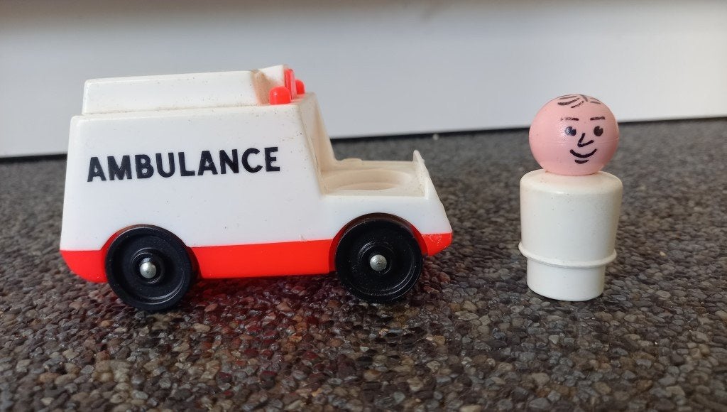 * Vintage Ambulance Fisher Price 126 compleet *, Ophalen of Verzenden, Gebruikt