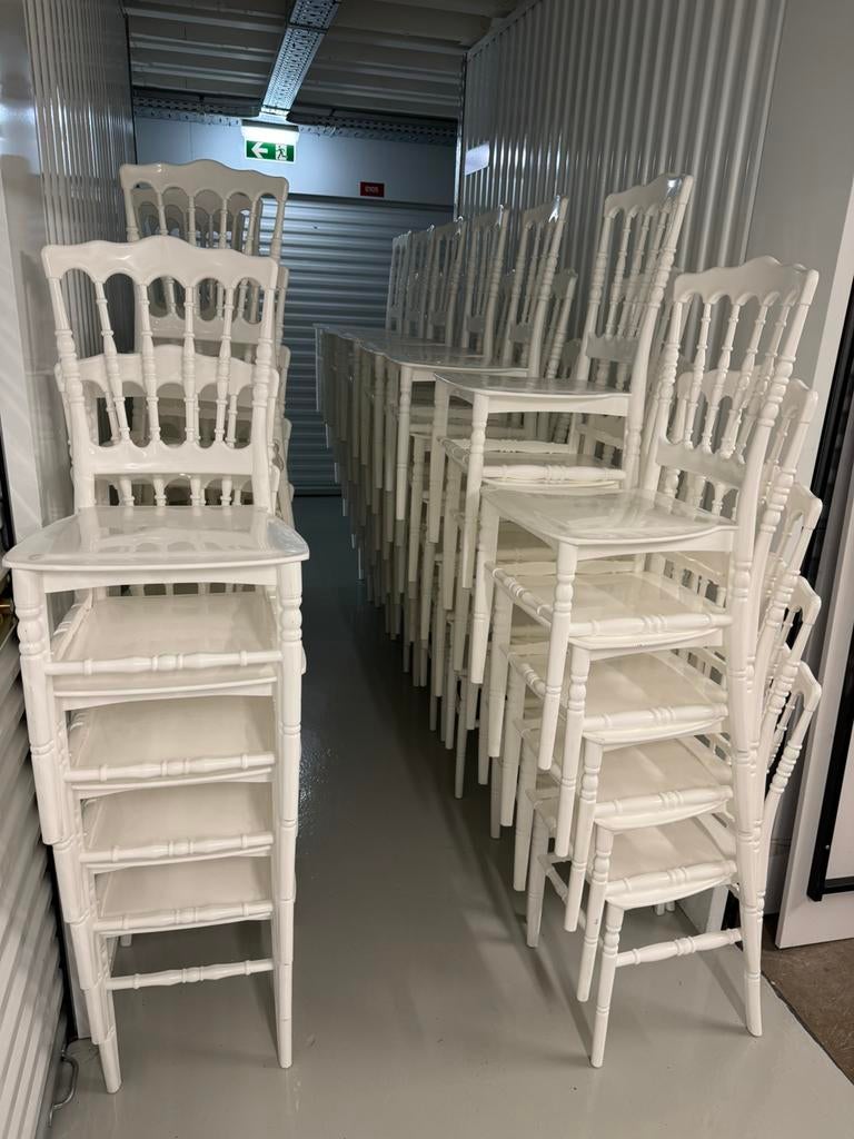 Verhuur tafels en stoelen, Verzenden, Zo goed als nieuw, Overige