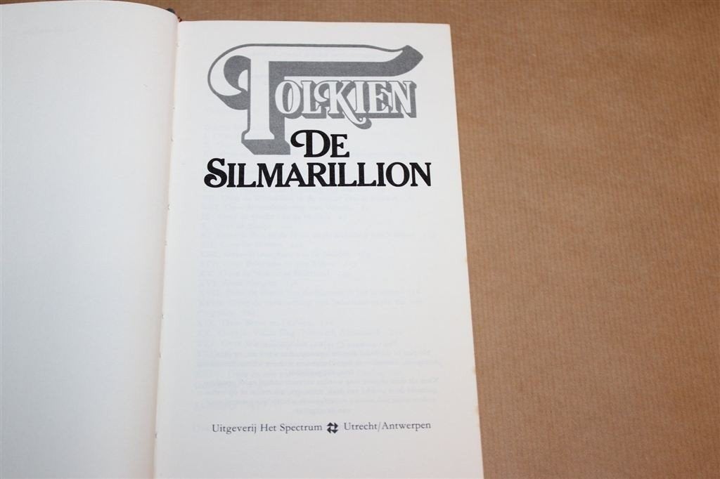 Silmarillion — Tolkien, Voorgeschiedenis Midden-aarde 1979, Boeken, Ophalen of Verzenden, Gelezen