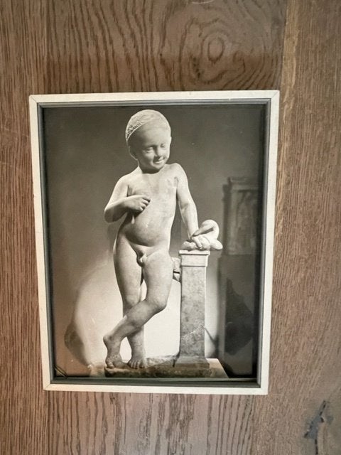 Oude foto Beeld van bloot kind met diadeem. Museum Athene., Antiek en Kunst, Kunst | Tekeningen en Foto's, Ophalen, Foto, Fotografie