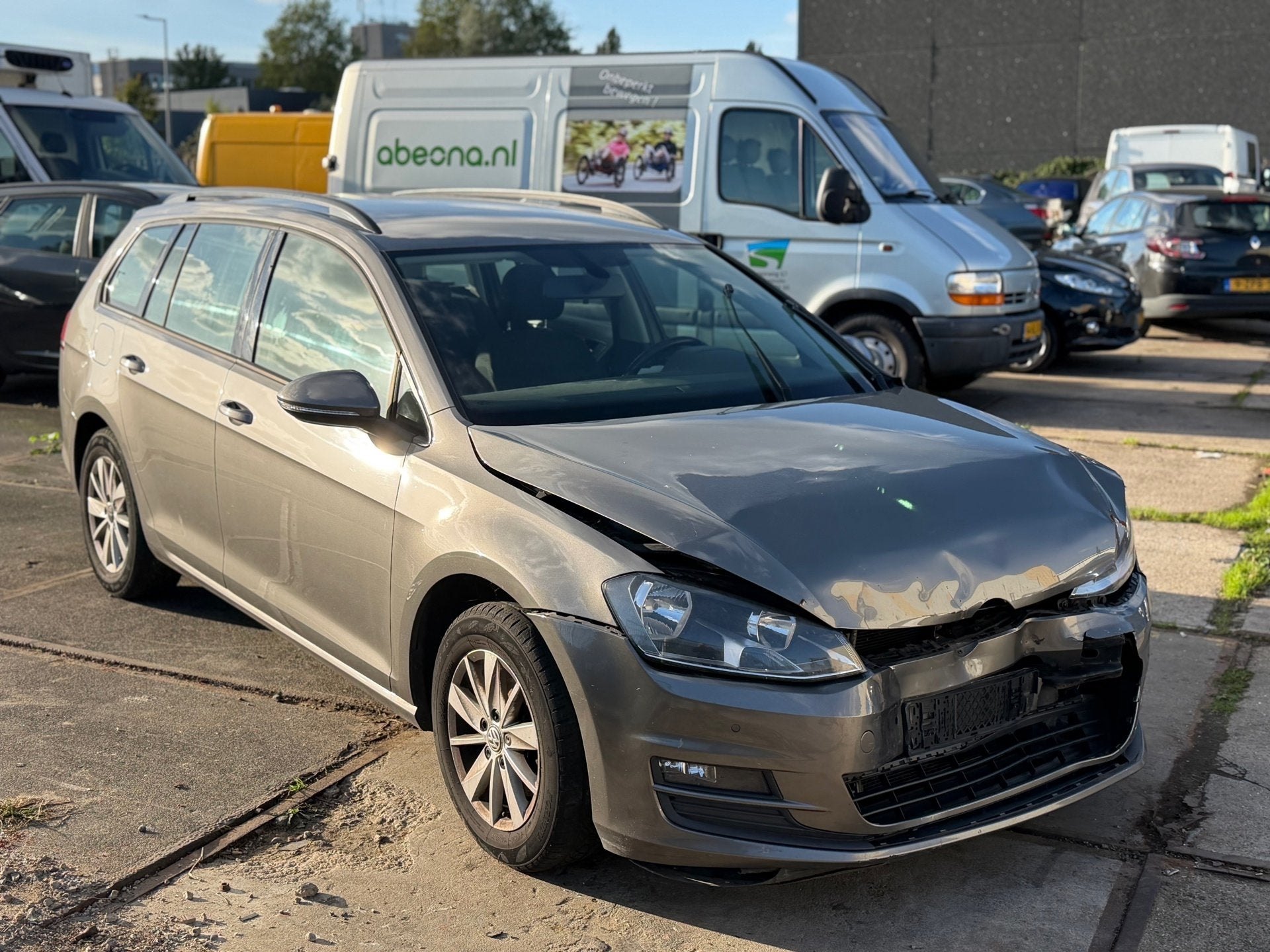 Volkswagen Golf Variant 1.6 TDI Trendline, Voorwielaandrijving, Euro 5, Gebruikt, 1295 kg