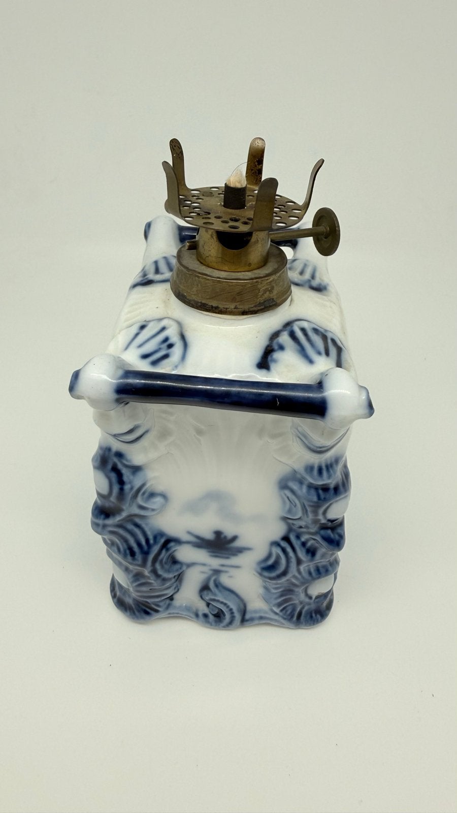 Antieke porseleinen olielamp / brander hoog totaal: 13,3 cm, Antiek en Kunst, Verzenden