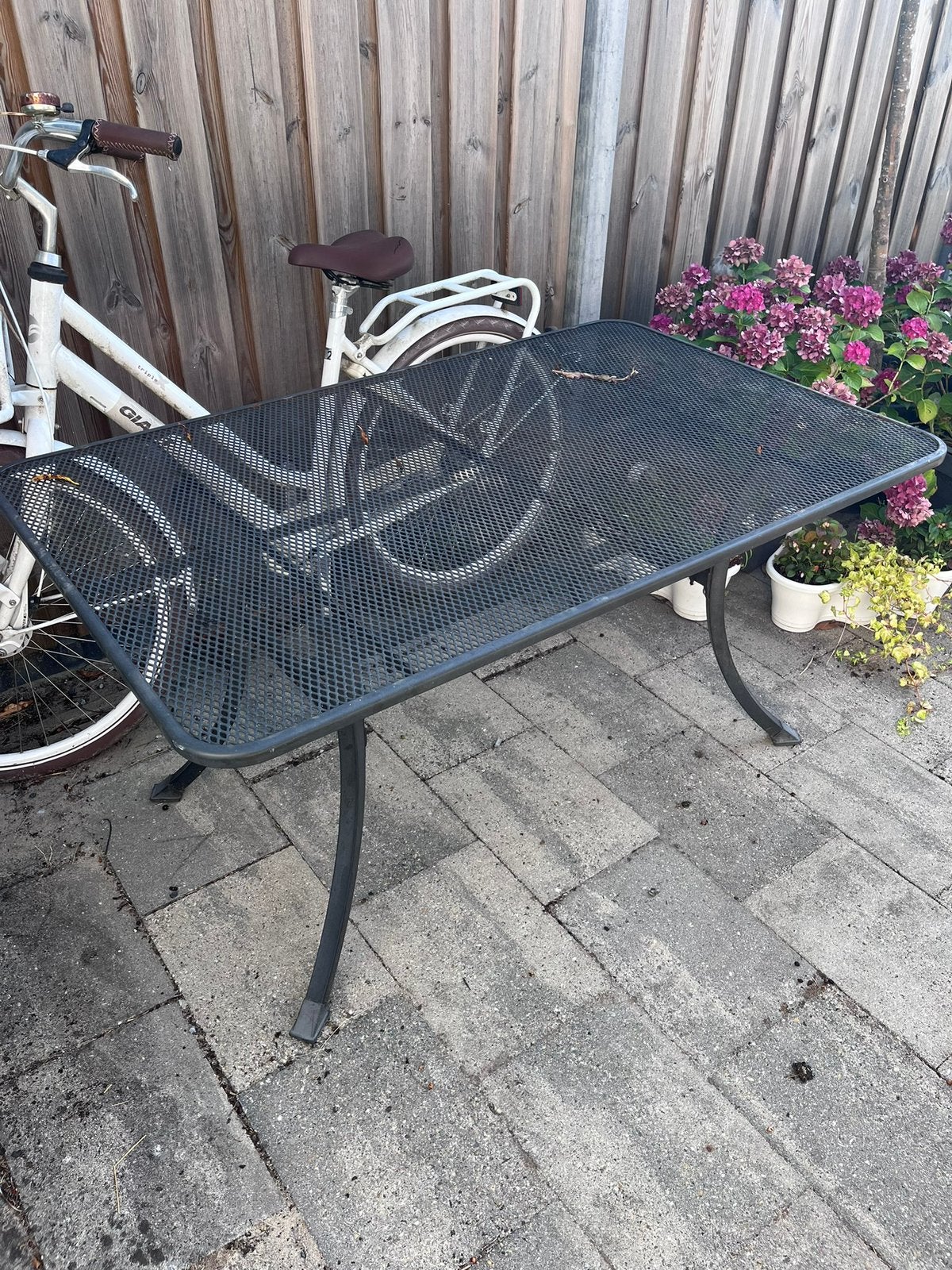 Tuintafel, Tuin en Terras, Tuintafels, Ophalen, Zo goed als nieuw, Rechthoekig, Hout