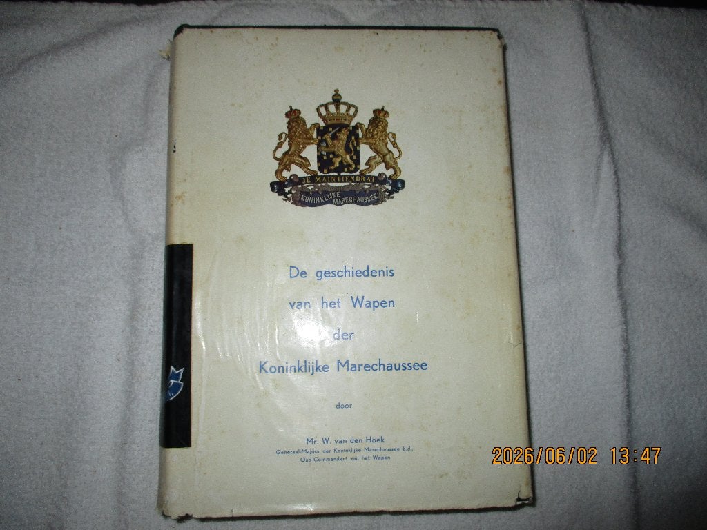 koninklijke marechaussee ,mr w vd hoek generaalmajoor, Verzamelen, Militaria | Tweede Wereldoorlog, Verzenden, Nederland, Boek of Tijdschrift