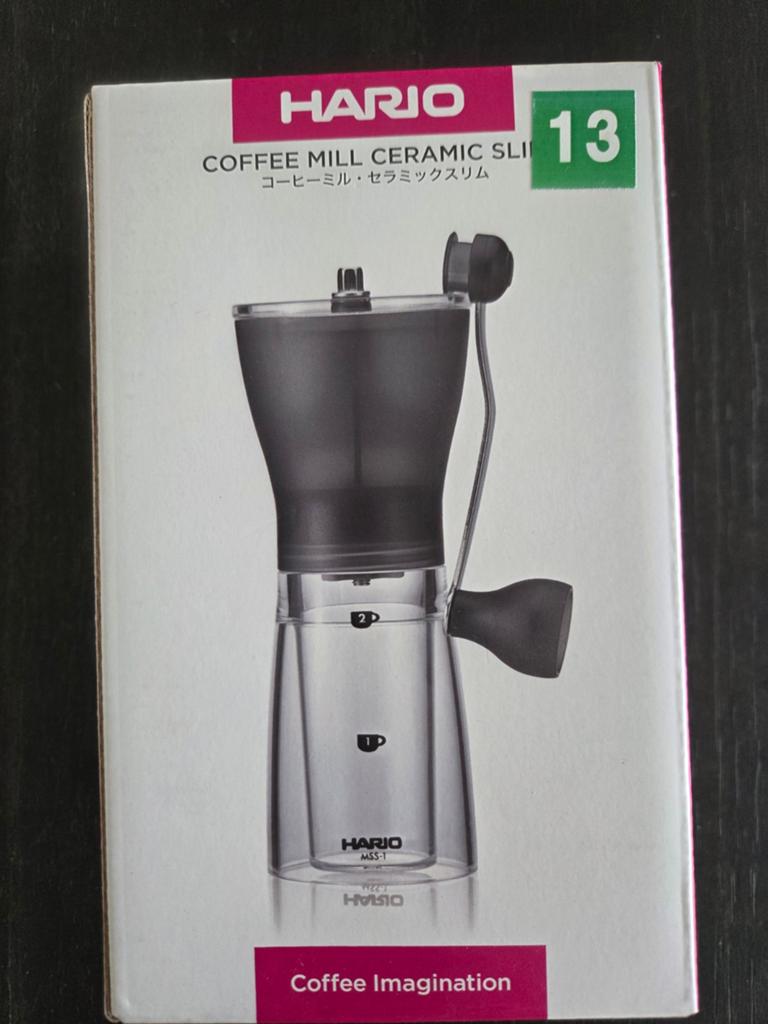 Koffiemolen - Hario Coffee Mill Ceramic Slim, Ophalen, Overige modellen, Nieuw, Koffiebonen