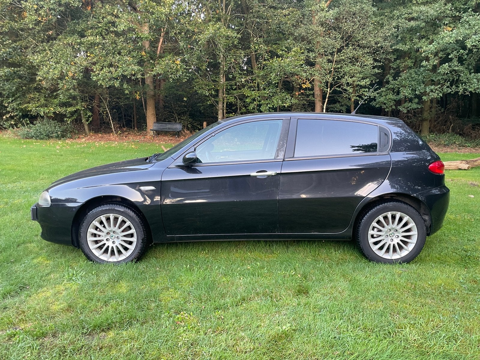 Alfa Romeo 147 2.0 T.spark 5DR 2007 Zwart, Auto's, Voorwielaandrijving, 400 kg, Zwart, Bedrijf