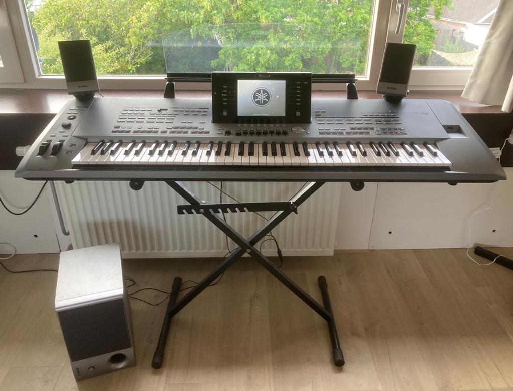Yamaha Tyros 5 XL: 76 toetsen + speakers - TOPSTAAT, Muziek en Instrumenten, Ophalen, Yamaha, Zo goed als nieuw, Midi-aansluiting