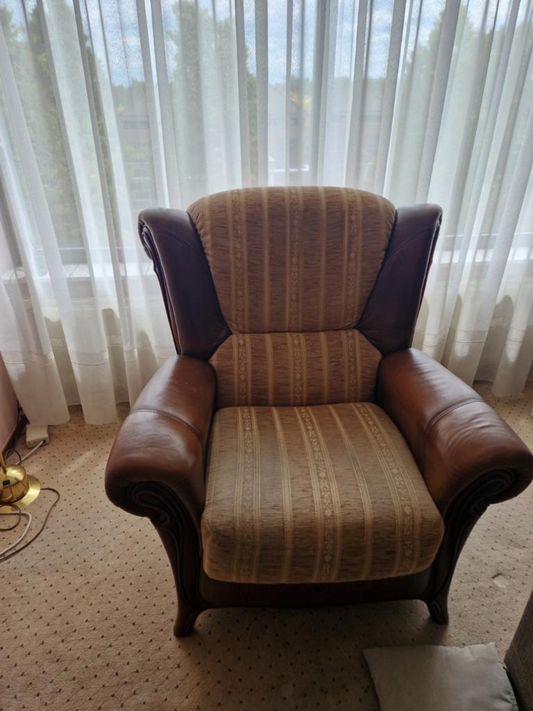 Gratis af te halen 2 stoelen, Ophalen of Verzenden, Gebruikt