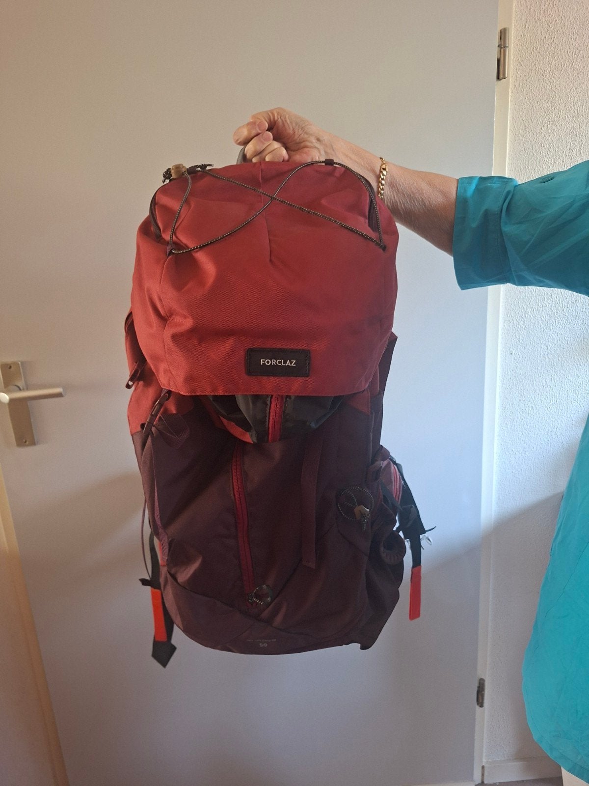 backpacker Forclaz, Ophalen