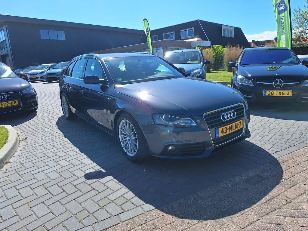 Audi A4 Avant 2.0 TFSI Pro Line S / uitzonderlijk netjes / N, Auto's, Audi, Euro 5, Gebruikt, 4 cilinders, 1984 cc