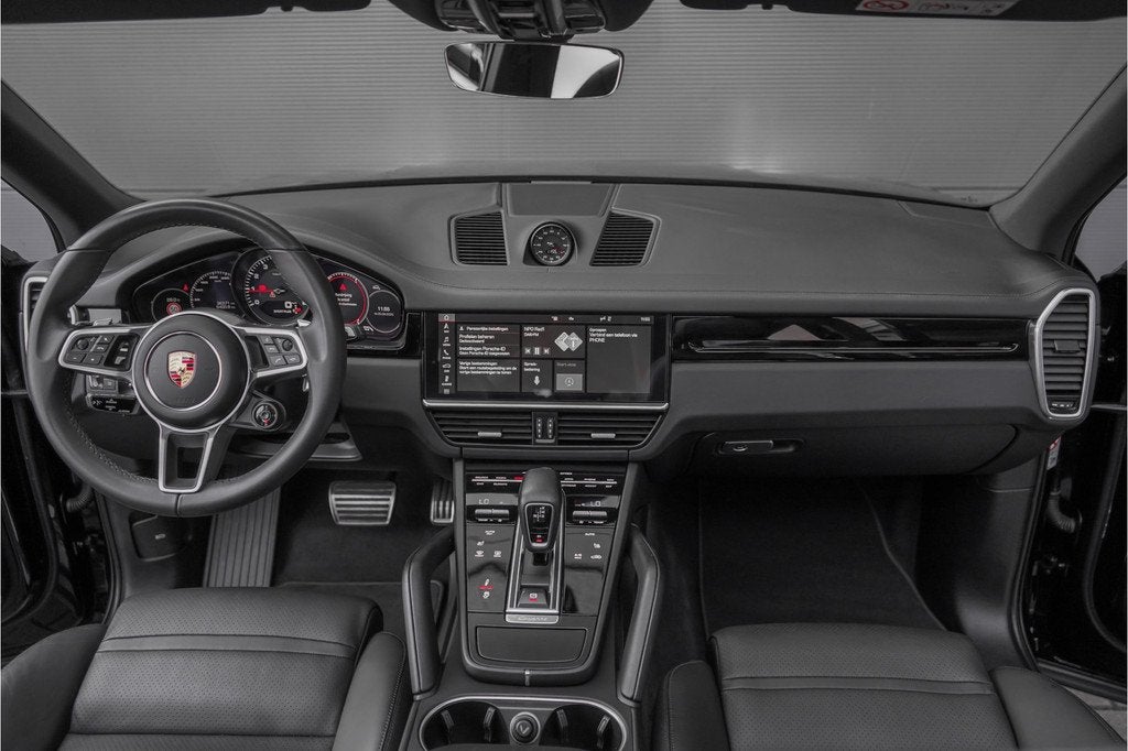 Porsche Cayenne 2.9 S Sport Chrono Pano Luchtvering 36.000 K, Auto's, Porsche, Gebruikt, Zwart, Leder, Bedrijf