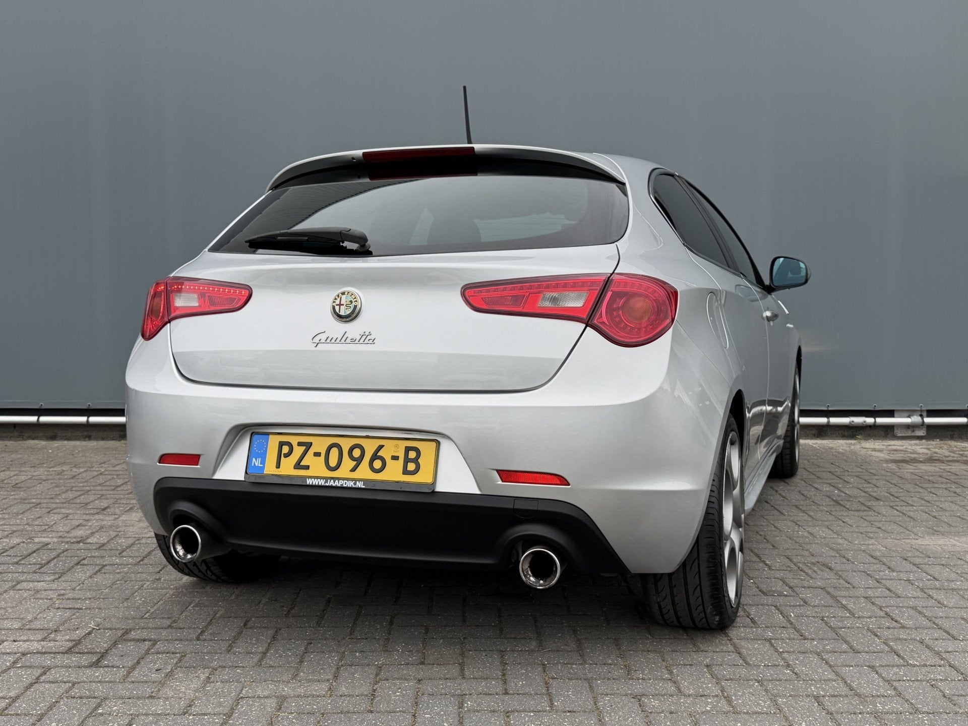 Alfa Romeo Giulietta BWJ 2010 | 1.7TBI 236 PK Quadrifoglio V, Auto's, Euro 5, Gebruikt, 4 cilinders, Leder en Stof