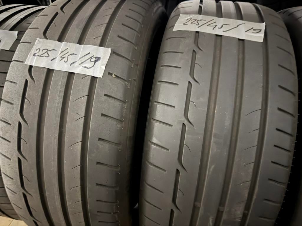 Dunlop Sportmaxx RT 225/45/19 zomerbanden 6mm zgan, 19 inch, Ophalen of Verzenden, Band(en), Zomerbanden