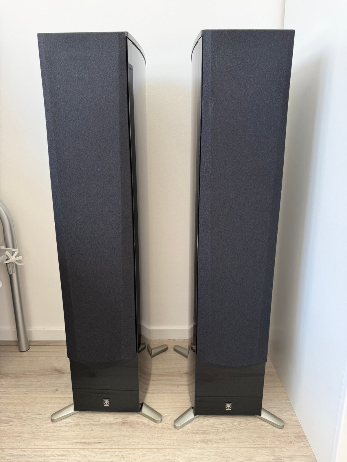 2 staande speakers, Yamaha NS-555