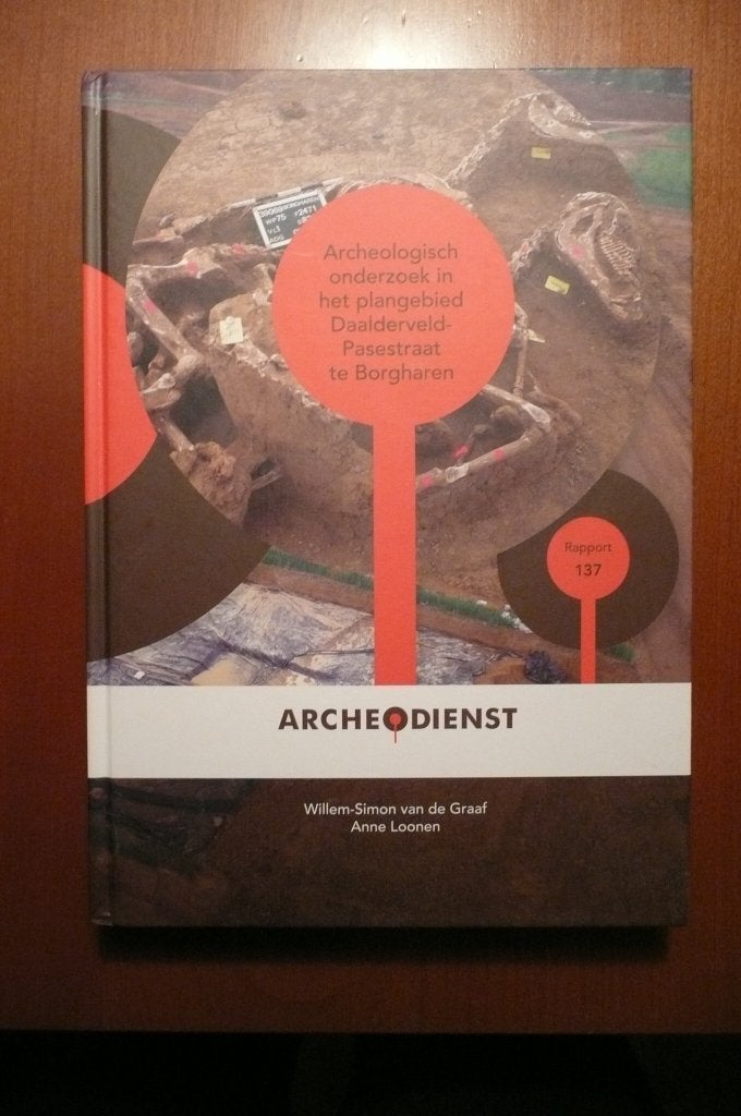 Archeologisch onderzoek in het Daalderveld Borgharen, Ophalen of Verzenden, Zo goed als nieuw