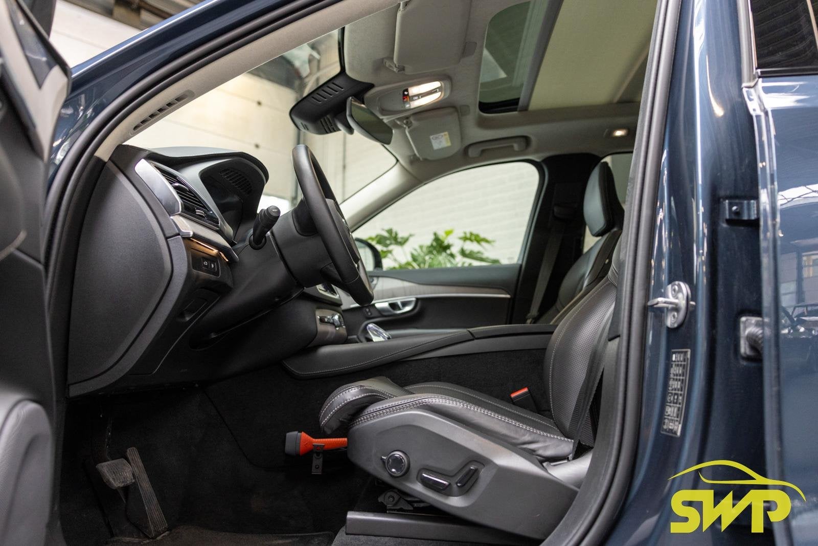 Volvo XC90 2.0 T8 Recharge AWD Ultimate Dark | Pano | Trekha, Auto's, Gebruikt, Euro 6, 4 cilinders, 1969 cc