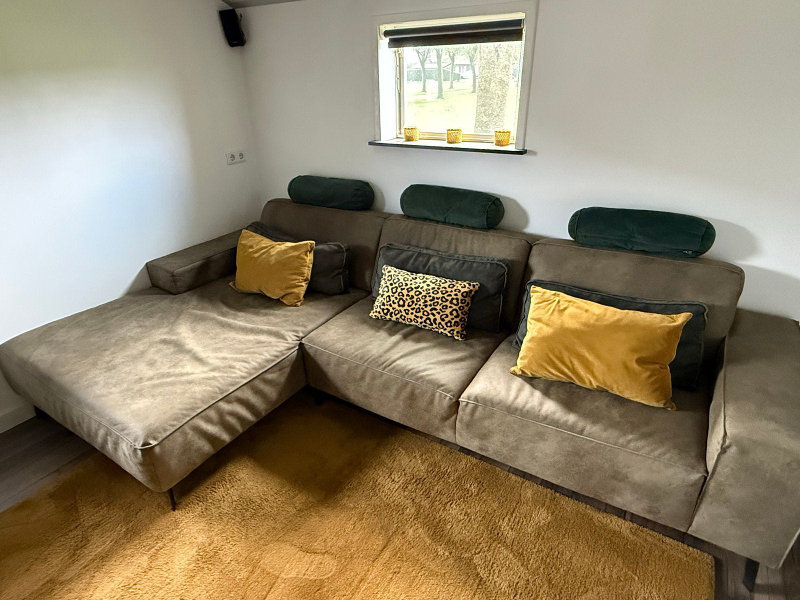 Hoekbank Mikk, Huis en Inrichting, Ophalen, Gebruikt, Hoekbank, 300 cm of meer