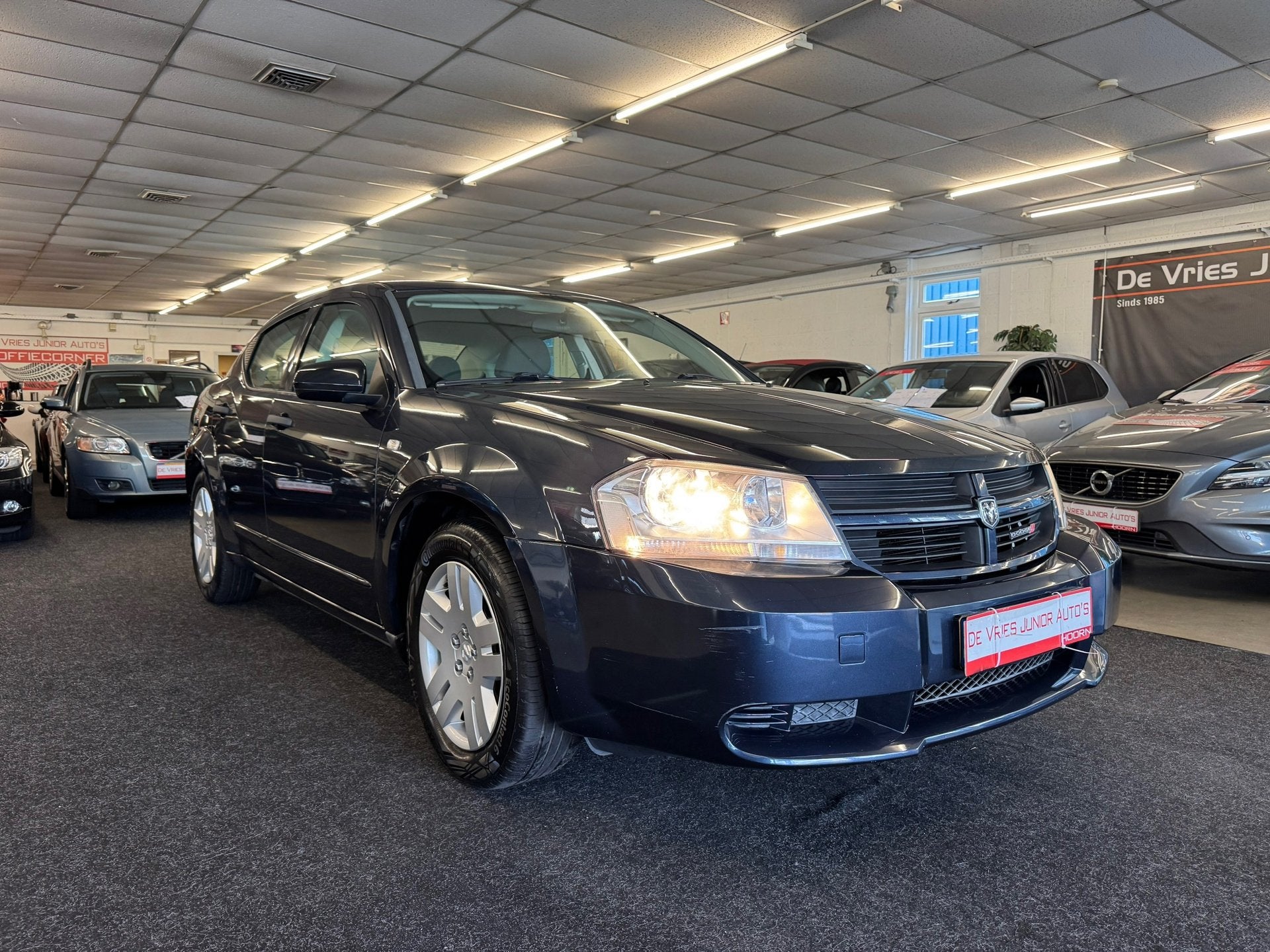 Dodge Avenger 2.0 SE Business Edition. Goed onderhouden, BT,, Auto's, Dodge, 1998 cc, 450 kg, Gebruikt, Blauw
