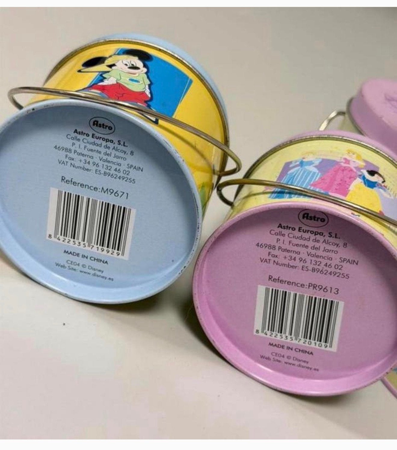 Vintage Disney Spaarpot Set Metaal – 4 Stuks Mickey Princess, Verzamelen, Spaarpotten, Strip- of Tekenfilmfiguur, Ophalen of Verzenden