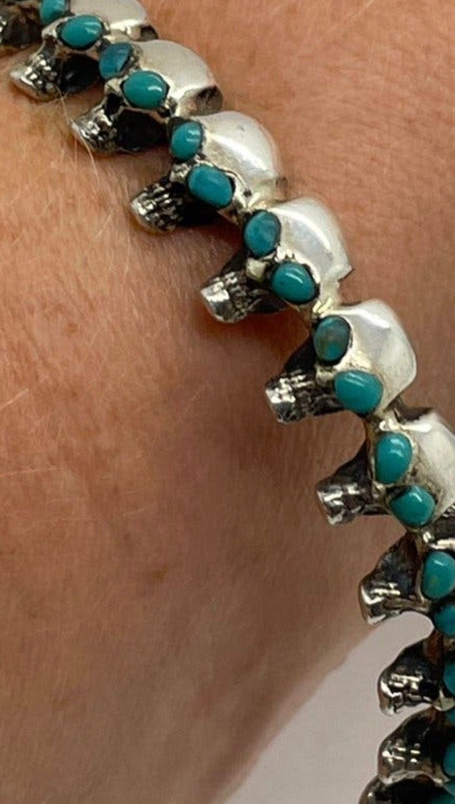 F644 Prachtige zilveren skull bangle met turkoois, Ophalen of Verzenden, X, Met edelsteen, Zilver