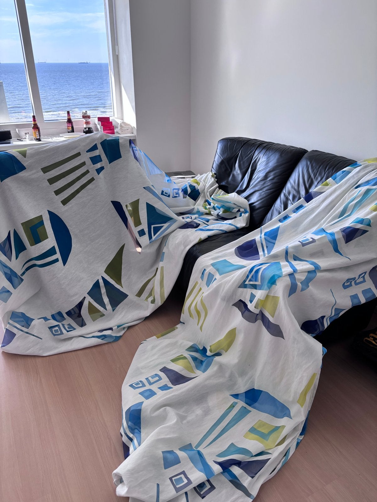 Inbetween gordijnen in 2 delen, frisse kleuren, zo goed als, Huis en Inrichting, Stoffering | Gordijnen en Lamellen, Ophalen, 242 cm