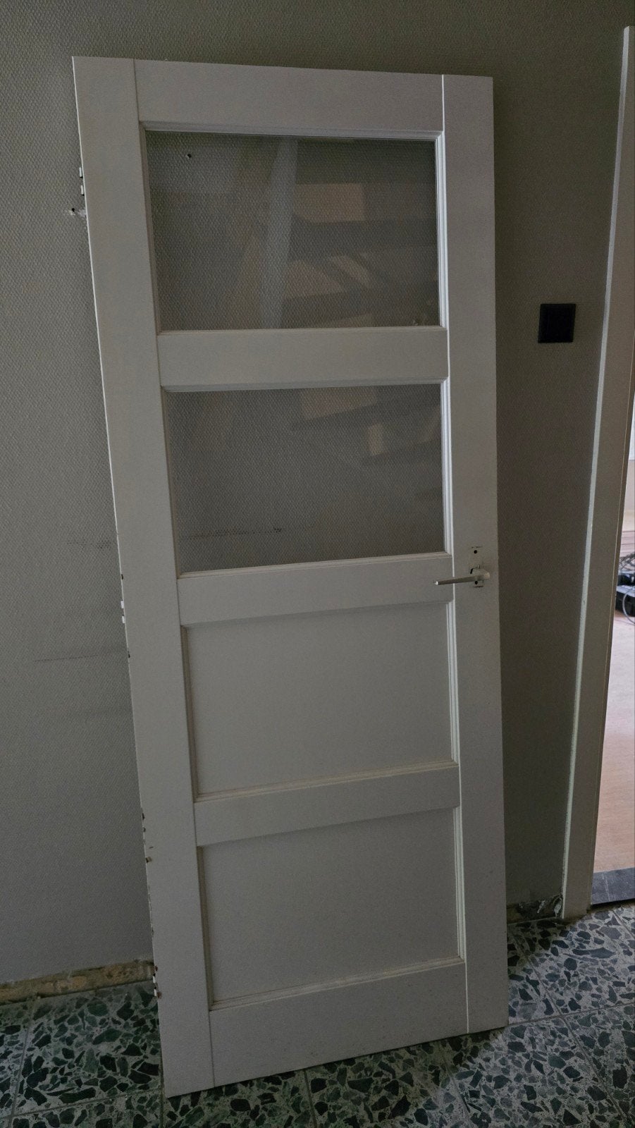 Witte binnendeur met glaspanelen en klink, Ophalen, Gebruikt, 80 tot 100 cm, Binnendeur