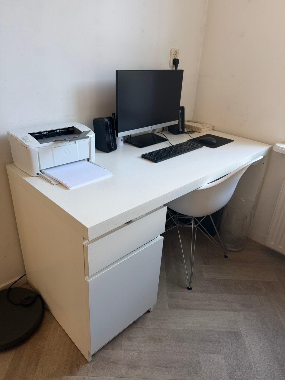 Malm bureau, Ophalen, Zo goed als nieuw, IKEA, Wit