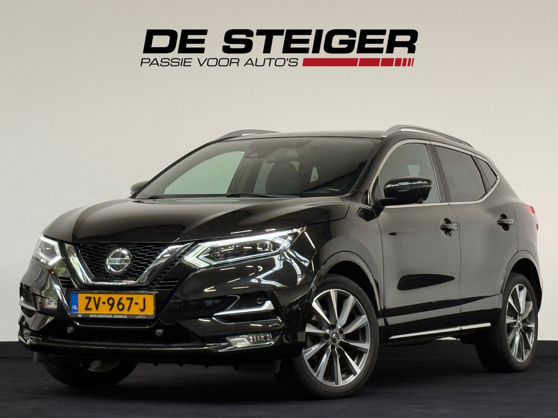 Nissan Qashqai 1.3 DIG-T Tekna + ProPilot Pano 360 Leder Mem, Auto's, Dealer onderhouden, Gebruikt, 4 cilinders, 1290 kg