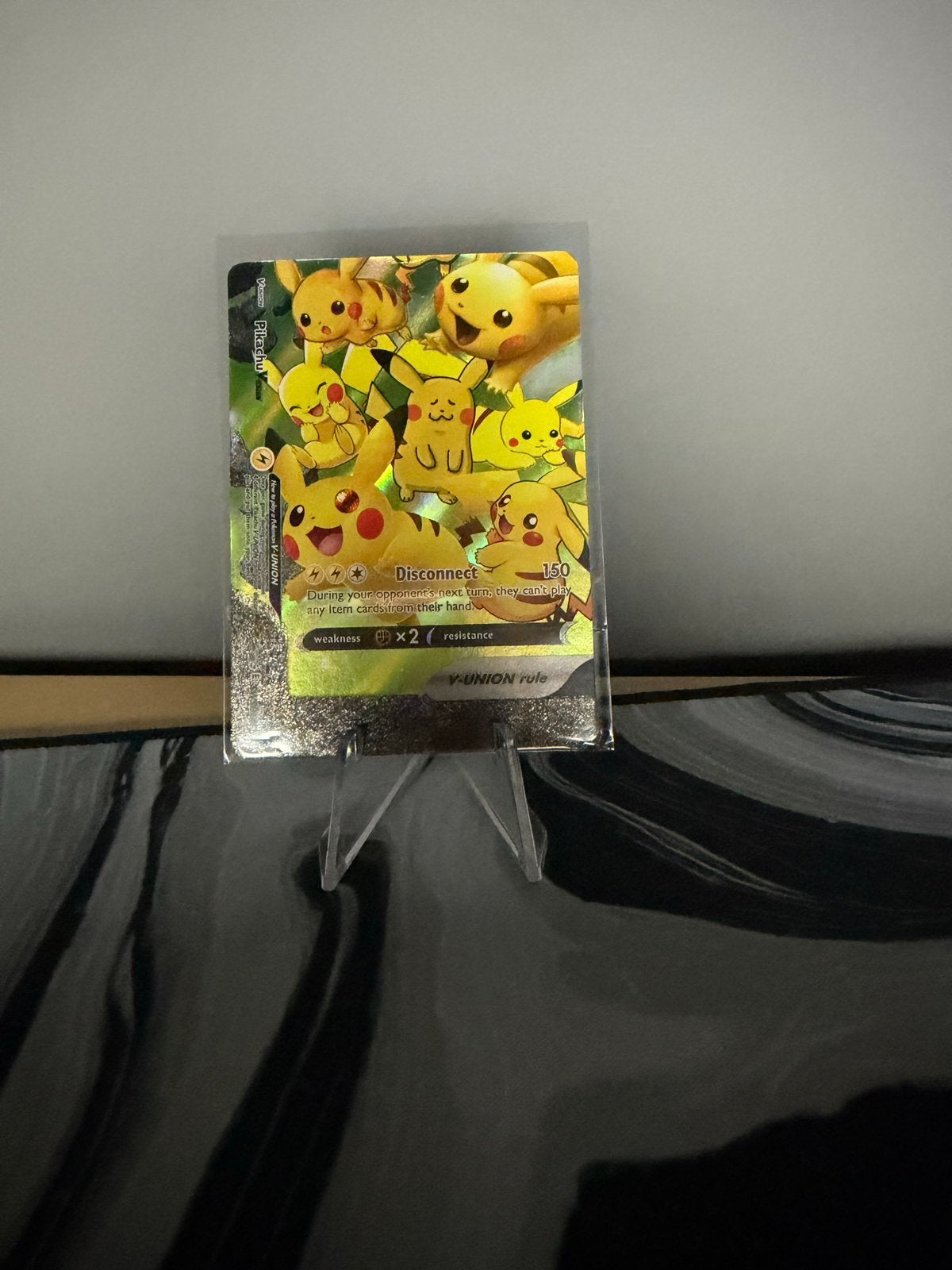 Pikachu V-UNION Pokémon Kaart - Zo goed als nieuw, Ophalen of Verzenden, Zo goed als nieuw, Losse kaart