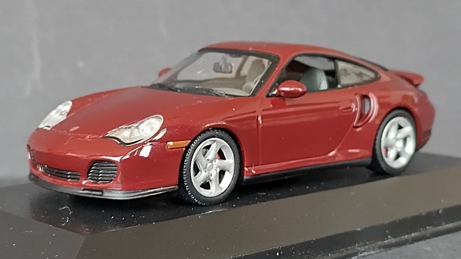 Porsche 911 996 Gt2 1:43 Minichamps Pol, Auto, ., Nieuw, Ophalen of Verzenden