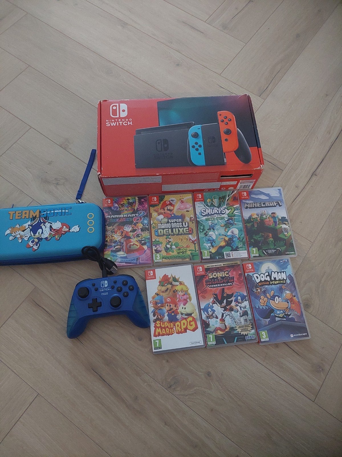 Nintendo Switch met 7 games en extra controller, Met games, Met 2 controllers, Ophalen of Verzenden, Zo goed als nieuw