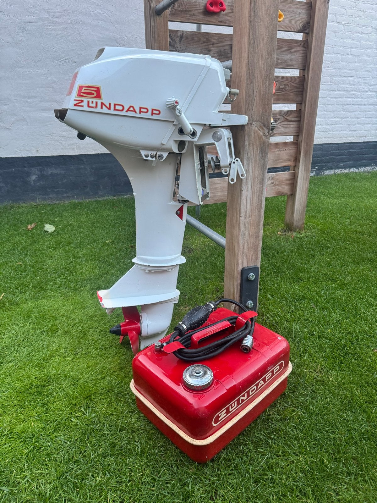 Zundapp 304-01L6 met orginele brandstoftank, Fietsen en Brommers, Brommers | Zundapp, Ophalen, Gebruikt, Overige modellen
