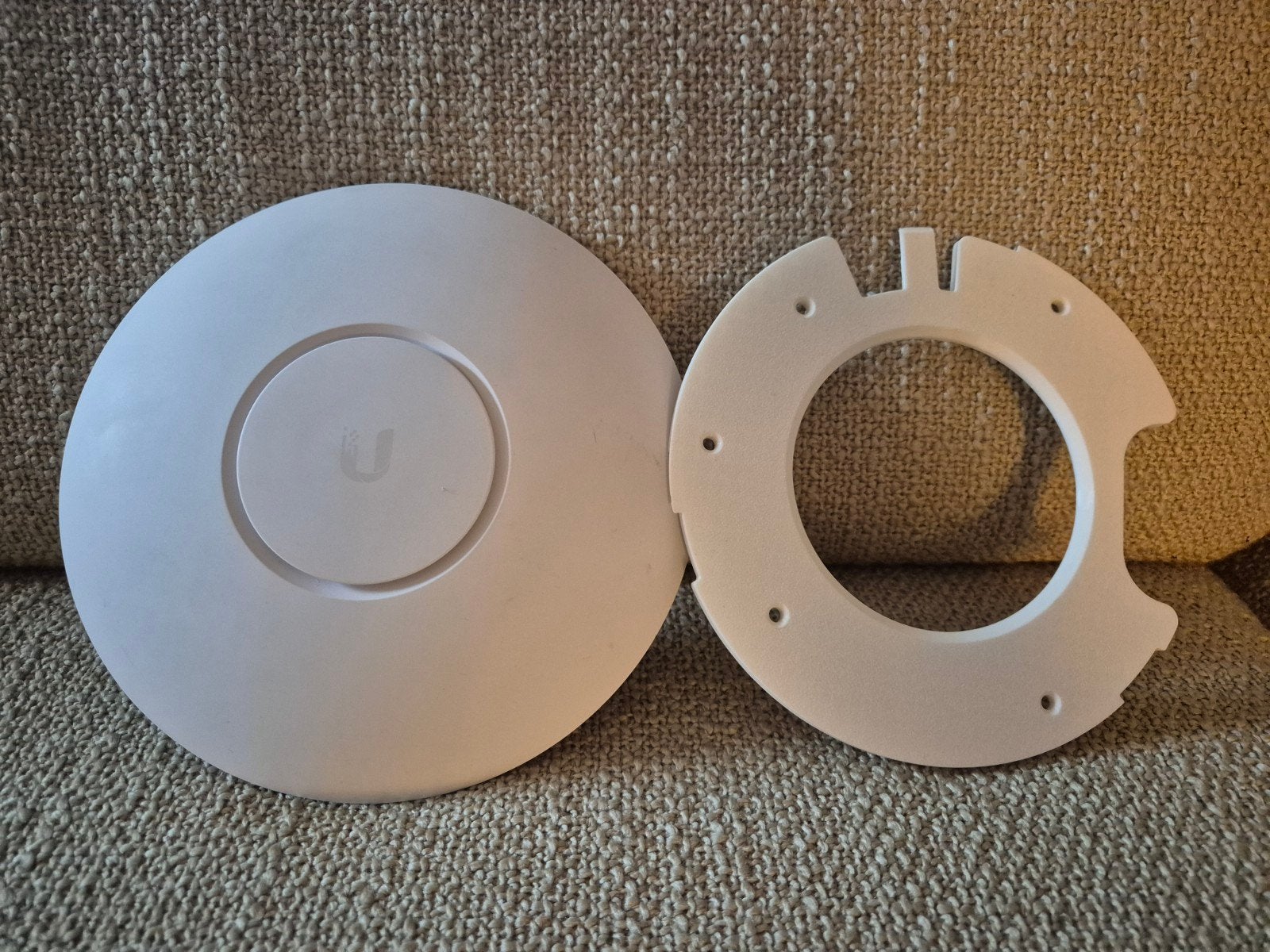 Ubiquiti UniFi AP-AC-PRO – WiFi Access Point + muurbeugel, Computers en Software, Accesspoints, -, -, Ubiquiti UniFi, Ophalen of Verzenden