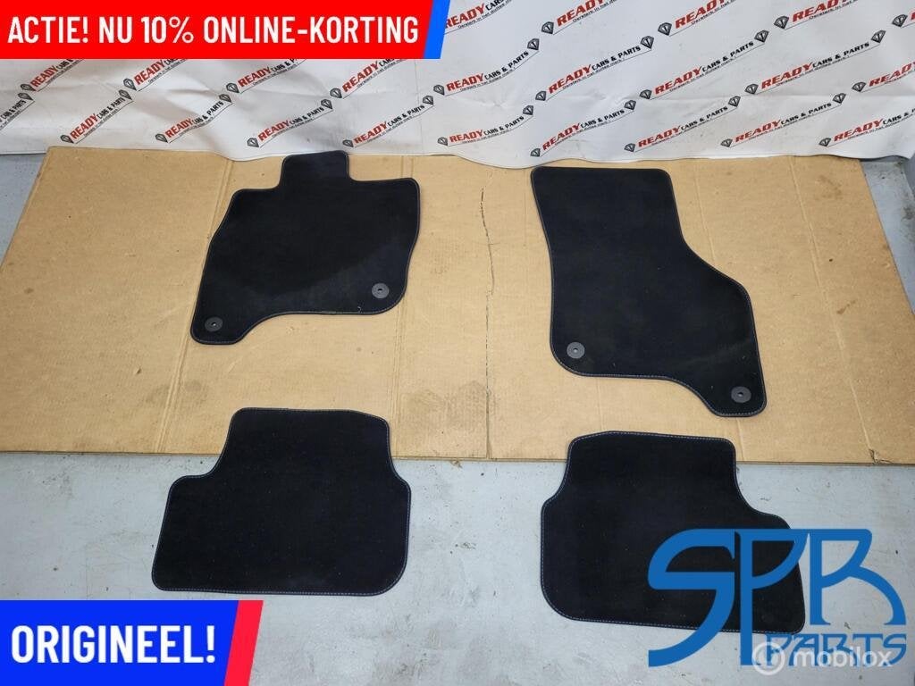 Matten set Blauw STIKSEL VW E-Golf 5GE863011 VLOERMATTEN SET, Auto-onderdelen, Interieur en Bekleding, Gebruikt, Volkswagen, Ophalen of Verzenden