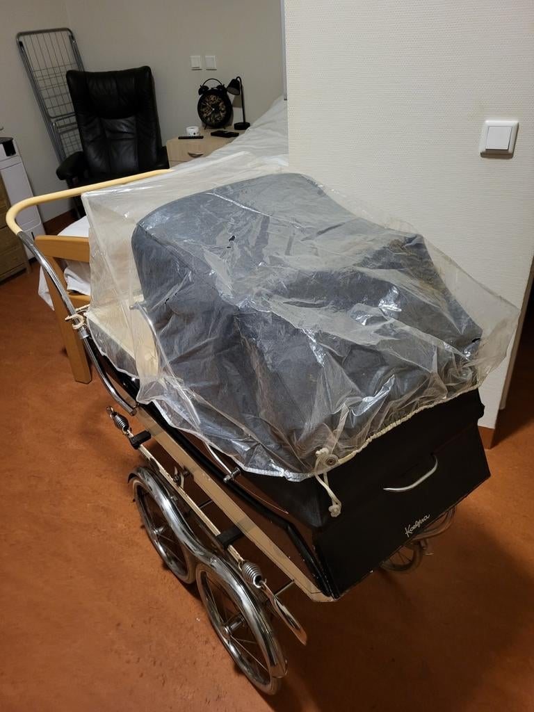 Kinderwagen koelstra, Ophalen of Verzenden, Zo goed als nieuw, Rond, Minder dan 50 cm